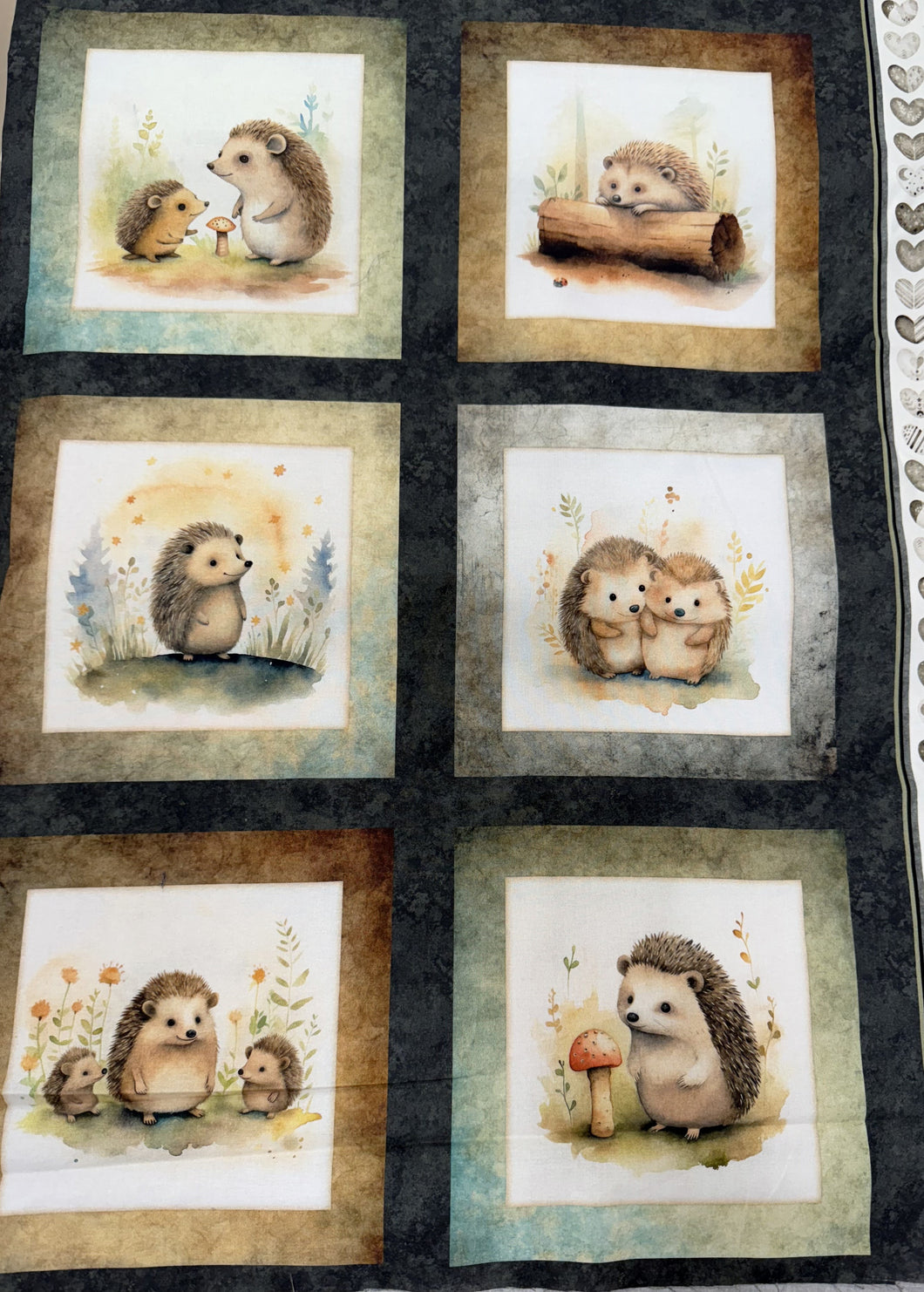 Hedgehugs Panel /Cream cr1114